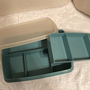Vintage Tupperware sewing box 7 in all boxes 3 comes out and good snap on Lid